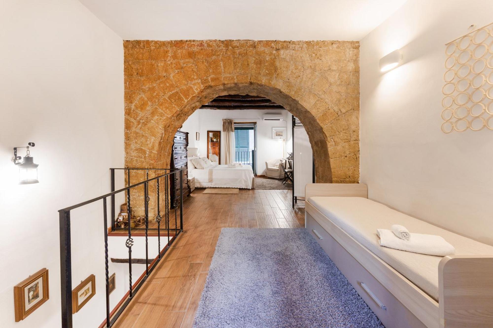 Apartament La Storia Neapol Zewnętrze zdjęcie